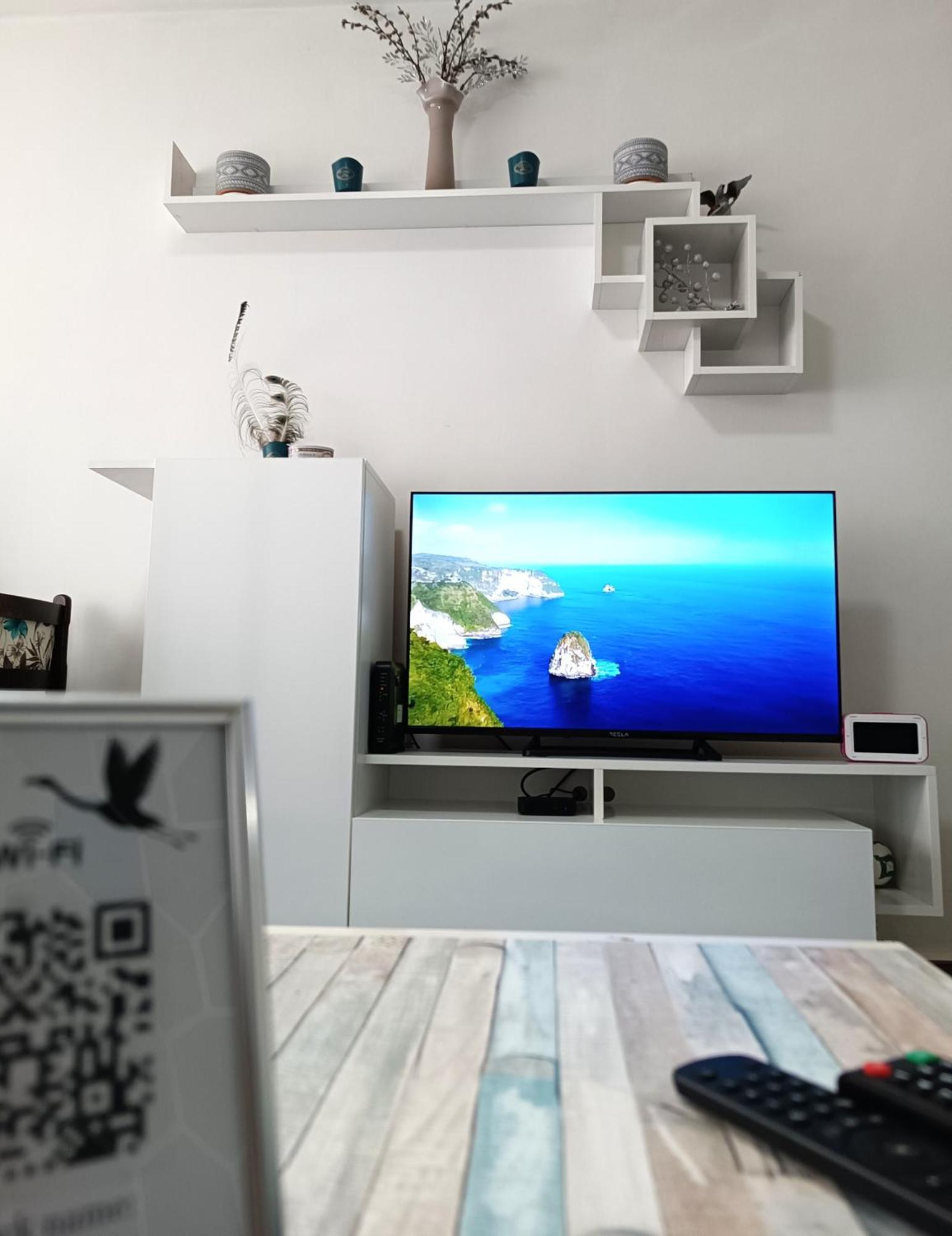 Flamingo 365 - Near City Center With Free Parking Saraievo Exterior foto