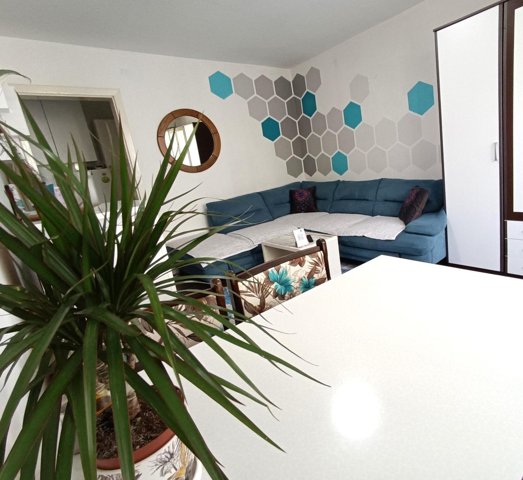 Flamingo 365 - Near City Center With Free Parking Saraievo Exterior foto